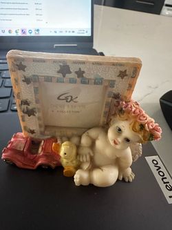 Cherie & Kalvin Collection Cherub Photo Frame