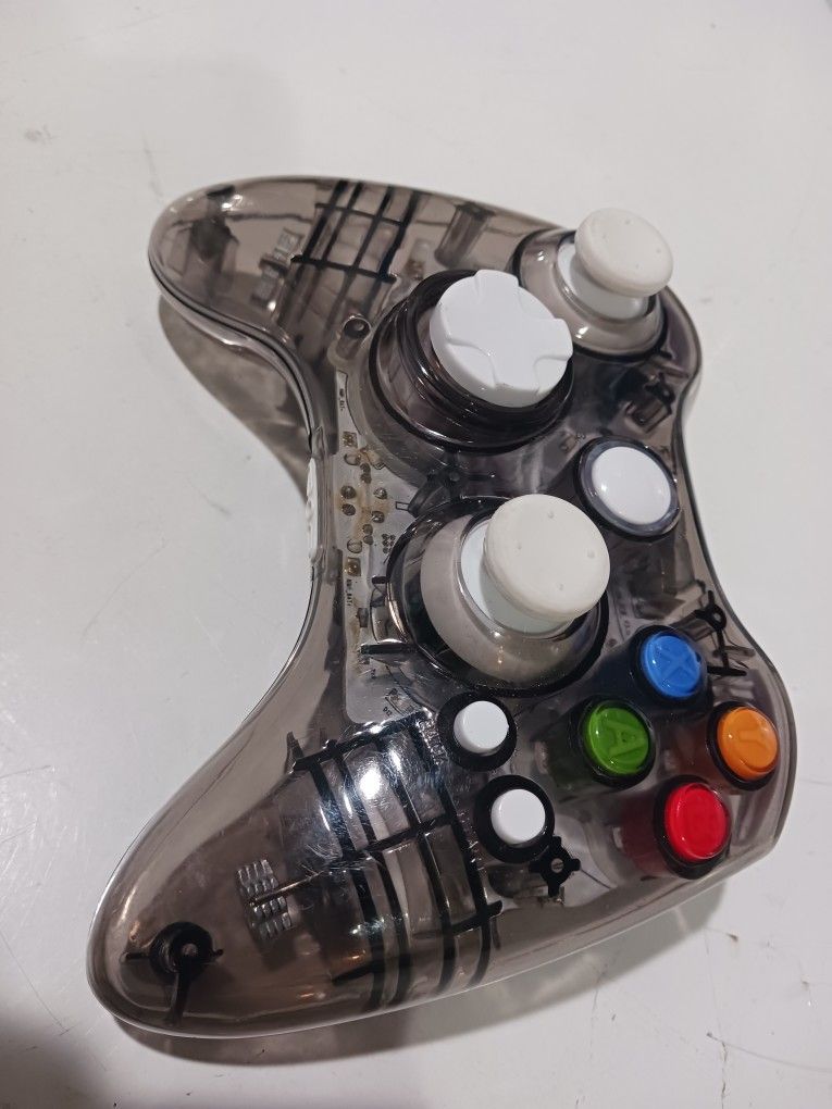 X BOX 360 controller. New. never used.