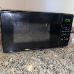 Black microwave