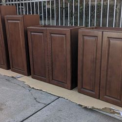 Wall Cabinets Closeout Sale 🔥