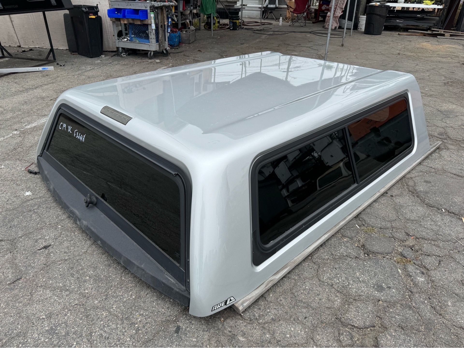 Chevy Silverado camper Shell 2019-26
