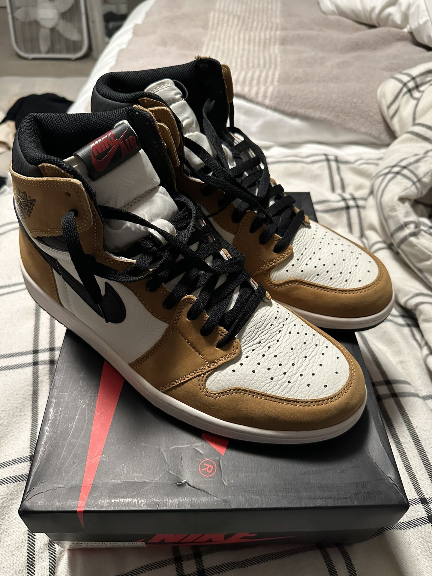 Jordan 1 High Rookie Of The Year Size 13