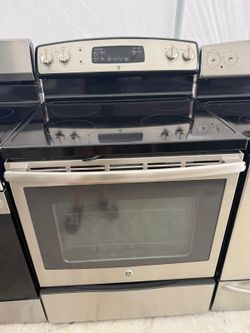 GE Stove 