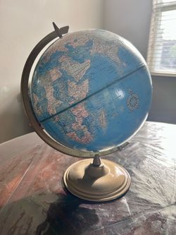 Vintage 1980’s Cram’s Imperial World Globe