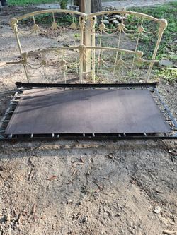 Antique Day Bed