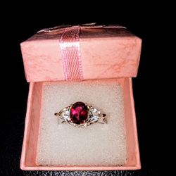 New AVON Vintage Garnet Ring