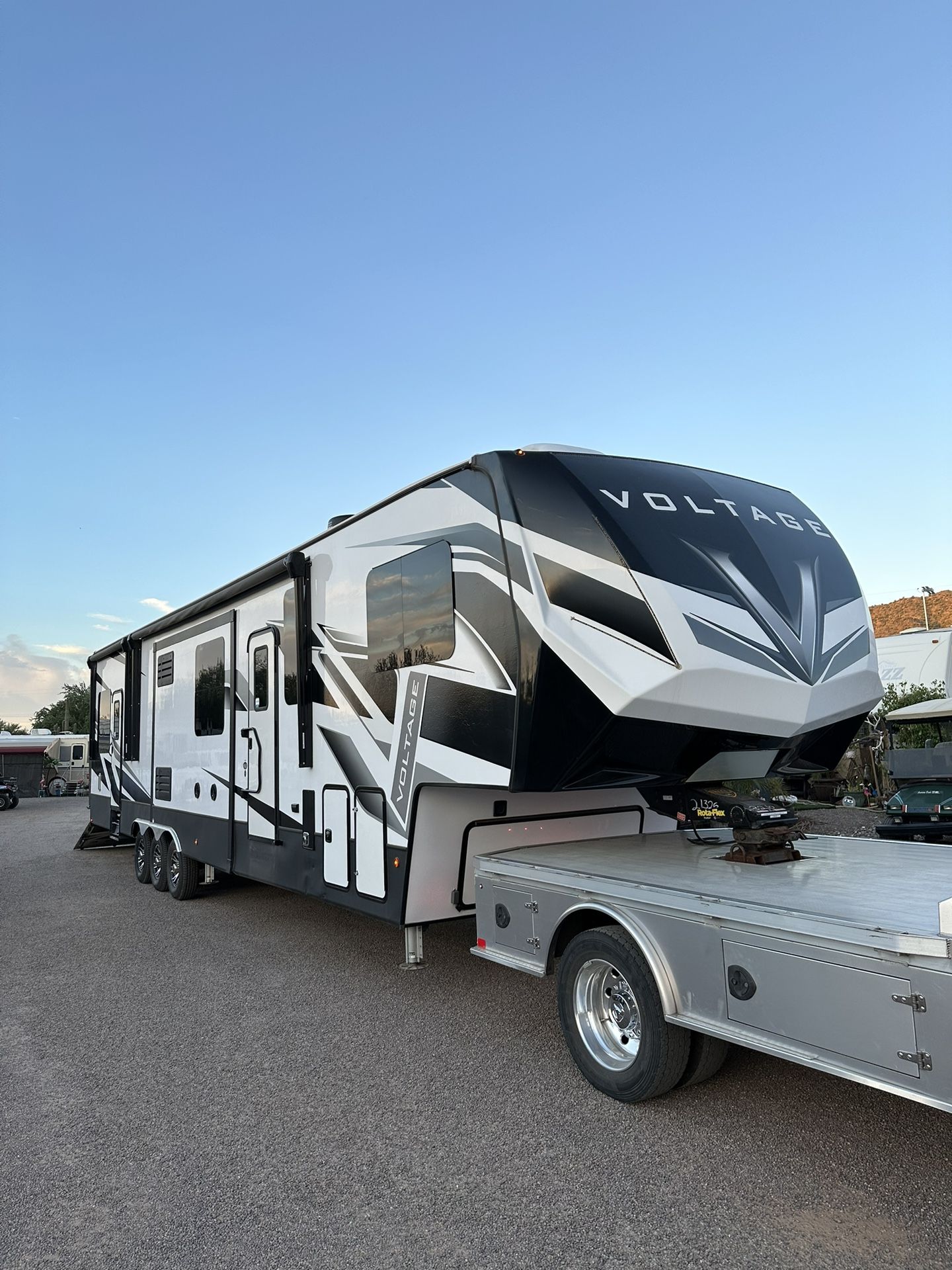 5th Wheel Transport 