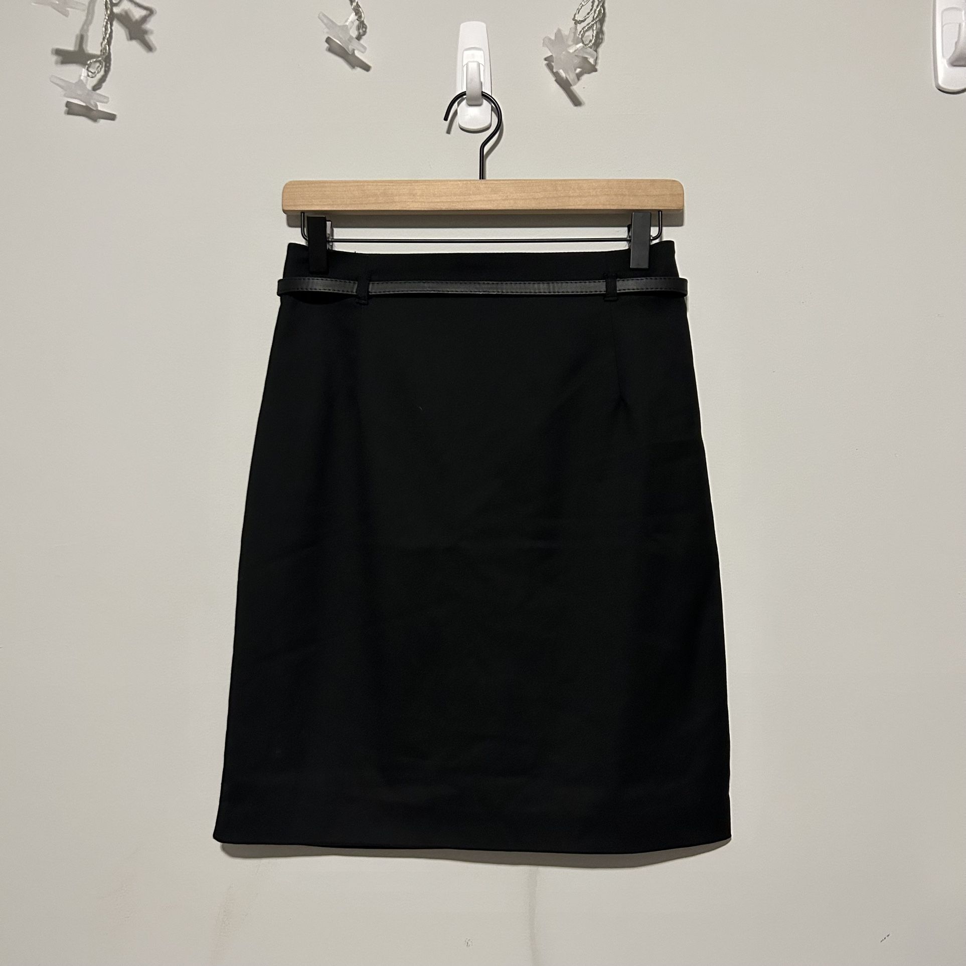 Brand New H&M Black Pencil Skirt