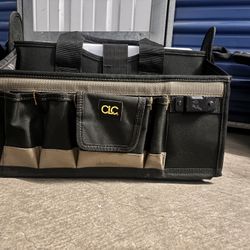 16″ CENTER TRAY TOOL BAG