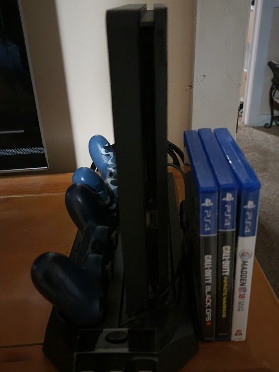 PS4