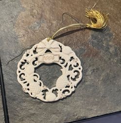Lenox “Wreath” 2004 Ornament