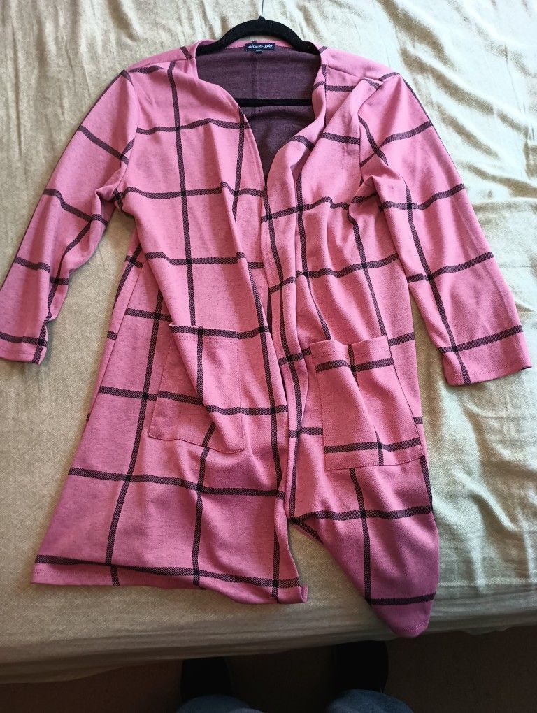 Olivia Blu Cardigan Size PXL