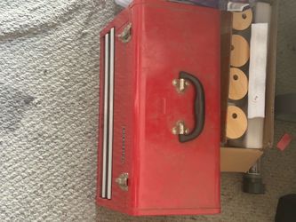 Craftsman metal tool box