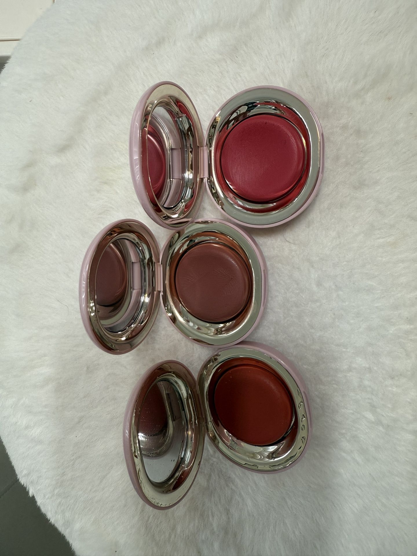 Rare Beauty cream Blush