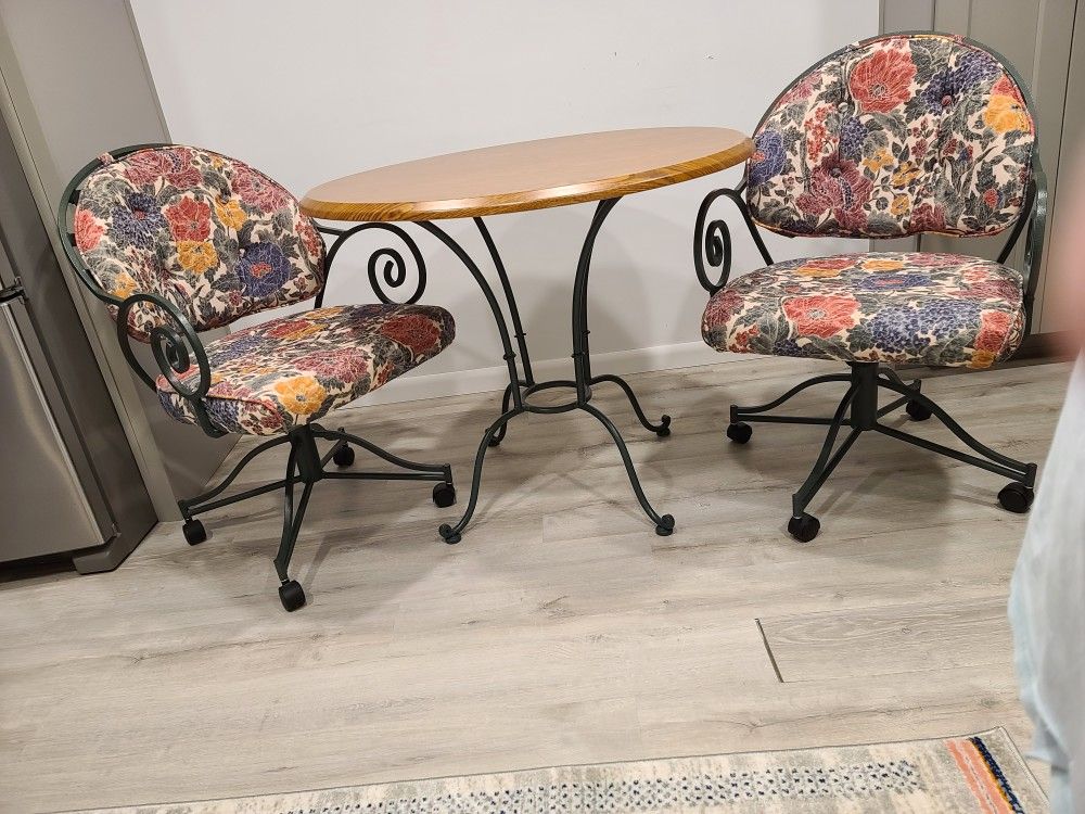Indoor Table Set
