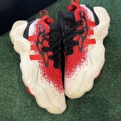 ADIDAS TRAE YOUNG 3 VIVID RED SIZE 6.5Y
