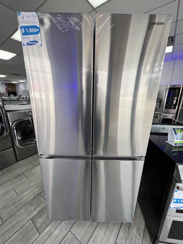 Samsung Smart Things - 22.9 cu. ft. 4-Door Flex French Door Smart Refrigerator in Stainless Steel
