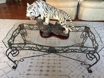 Glass table (set of 3)