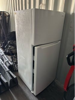 Frigidaire EvenTemp Fridge