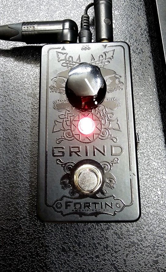 Fortin - Grind BLACKOUT Boost Pedal