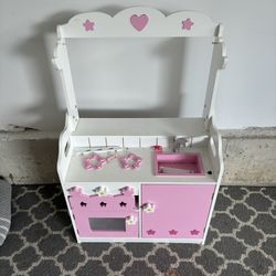 Toy Kitchen 