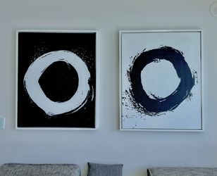 Set of 2 2 Black & White Circle Wall Art