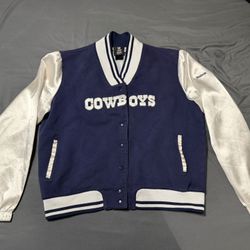 Womens size 2XL Vintage Dallas Cowboys varsity jacket reebok
