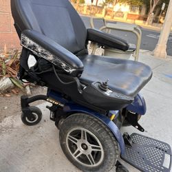 Jazzy Elite Series Electric Wheelchair