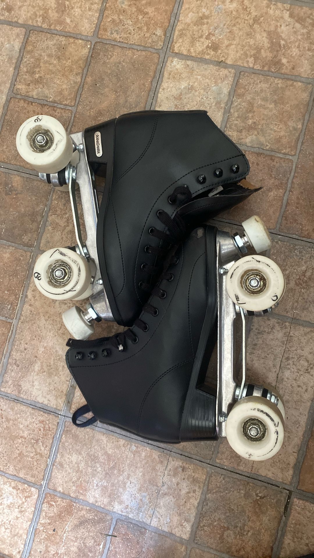 Rollerskates skates