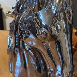 Large Ceramic Horse Bust Head Shiny Chrome Silver Finish (like new)  (Read ad before messaging)