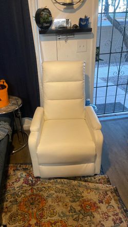Medium Size Recliner