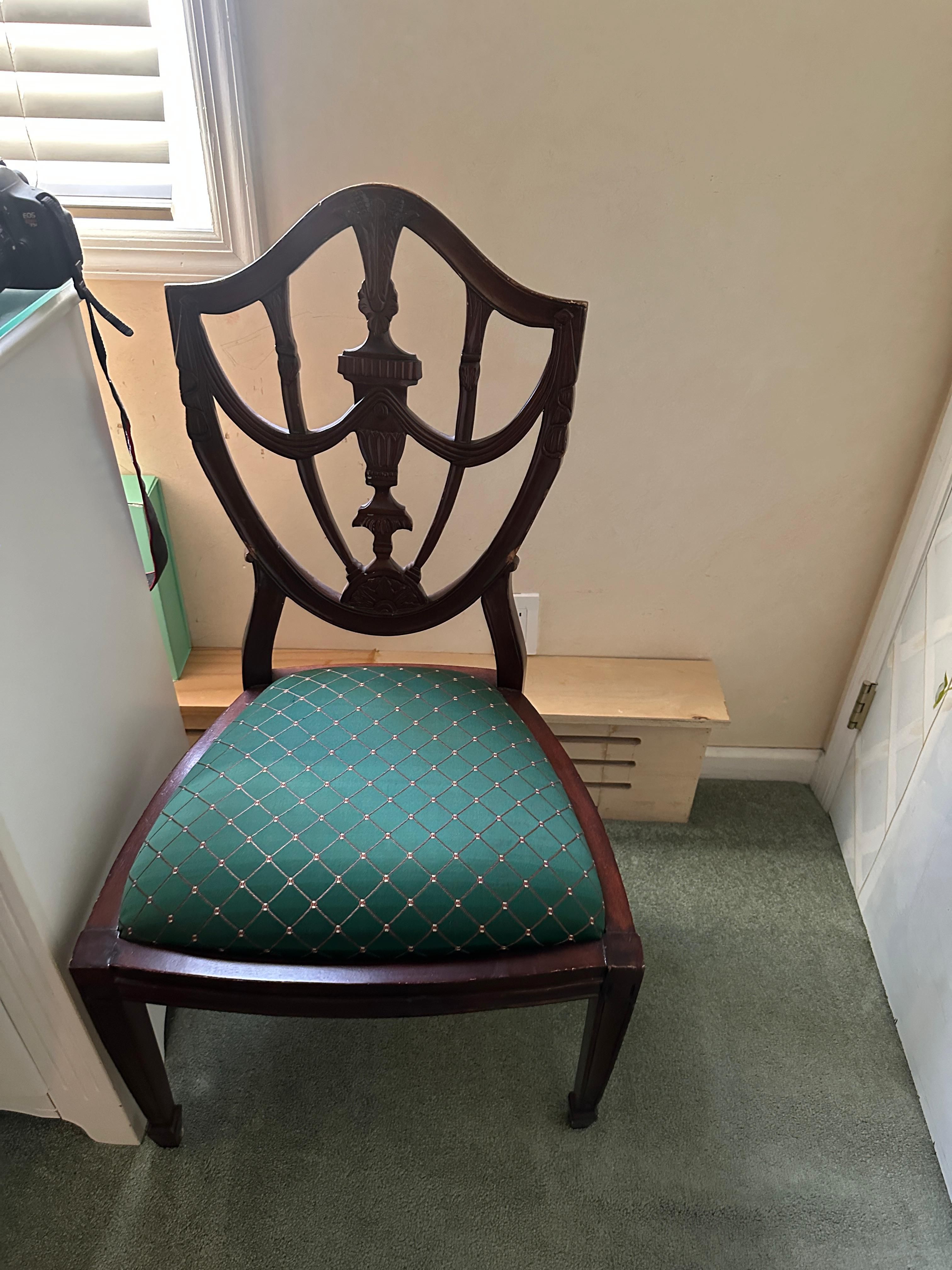 Vintage Hepplewhite-style shield-back dining chair
