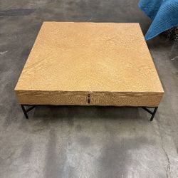 Bolier & Company By Decca Coffee/ Cocktail Table