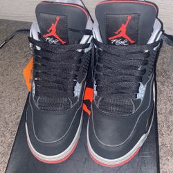 Jordan 4 Breds