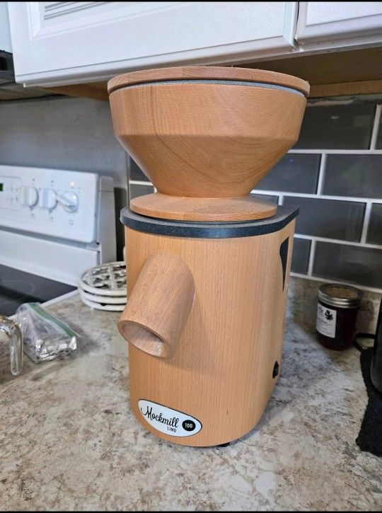 Mockmill Lino 100 Grain Mill
