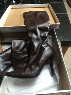 Steve Madden brown boots