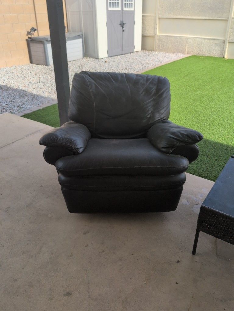 Leather Couches 