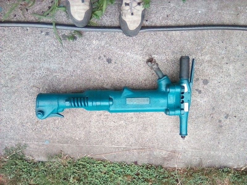 Thor Concrete Breaker Pneumatic Jackhammer 90 Pound