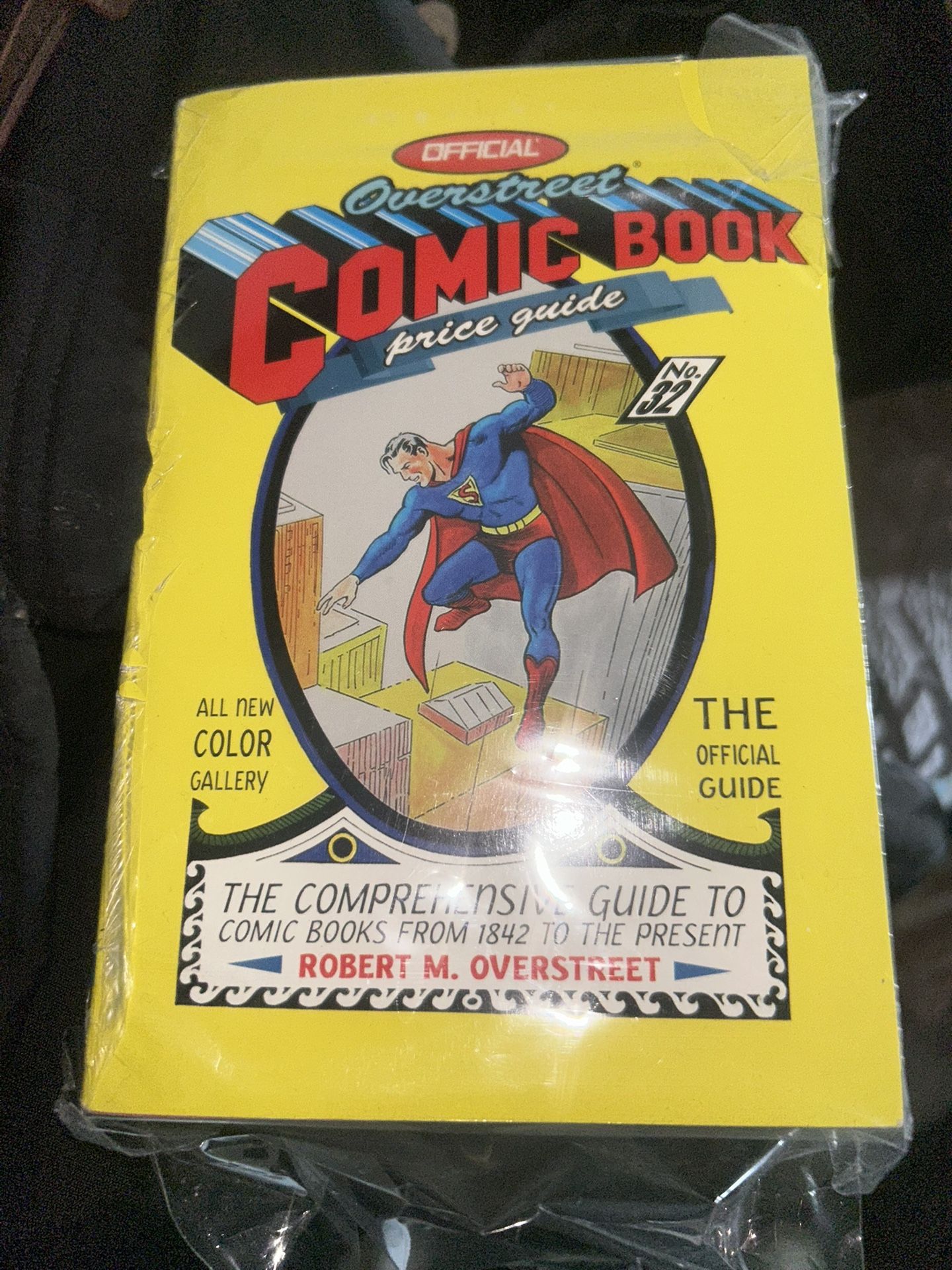 2002 32nd Edition Overstreet Comic Book Guide Mint New Condition 