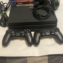 PS4 Pro 