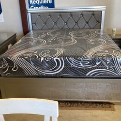 New King Size Bed Color Silver With Mattres 
