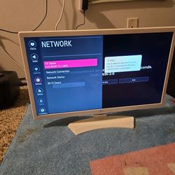 Lg 24" Smart TV 