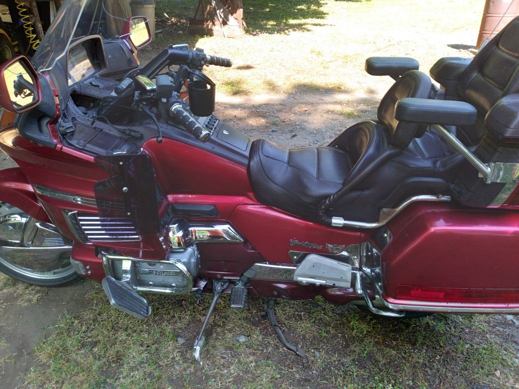 Photo 1996 Honda Aspencade Goldwing