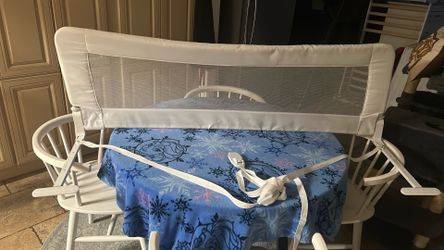 Bed rail