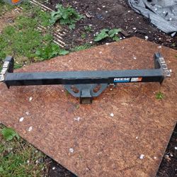 Rees Hitch. Make Offer If Interested