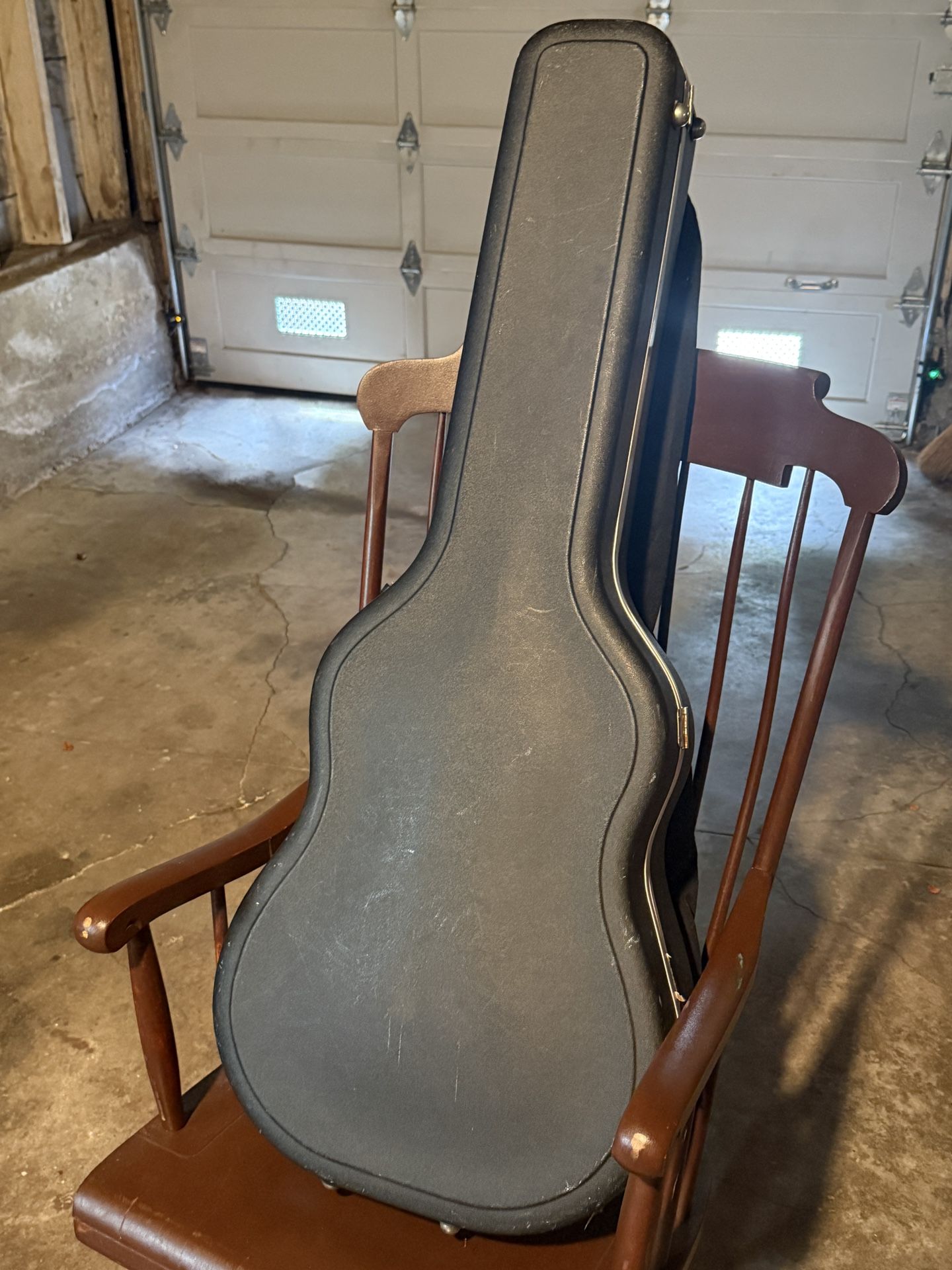 Guitar Hard Case and Soft Case