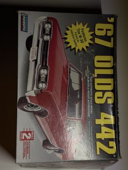 1:25 Scale Model Kit