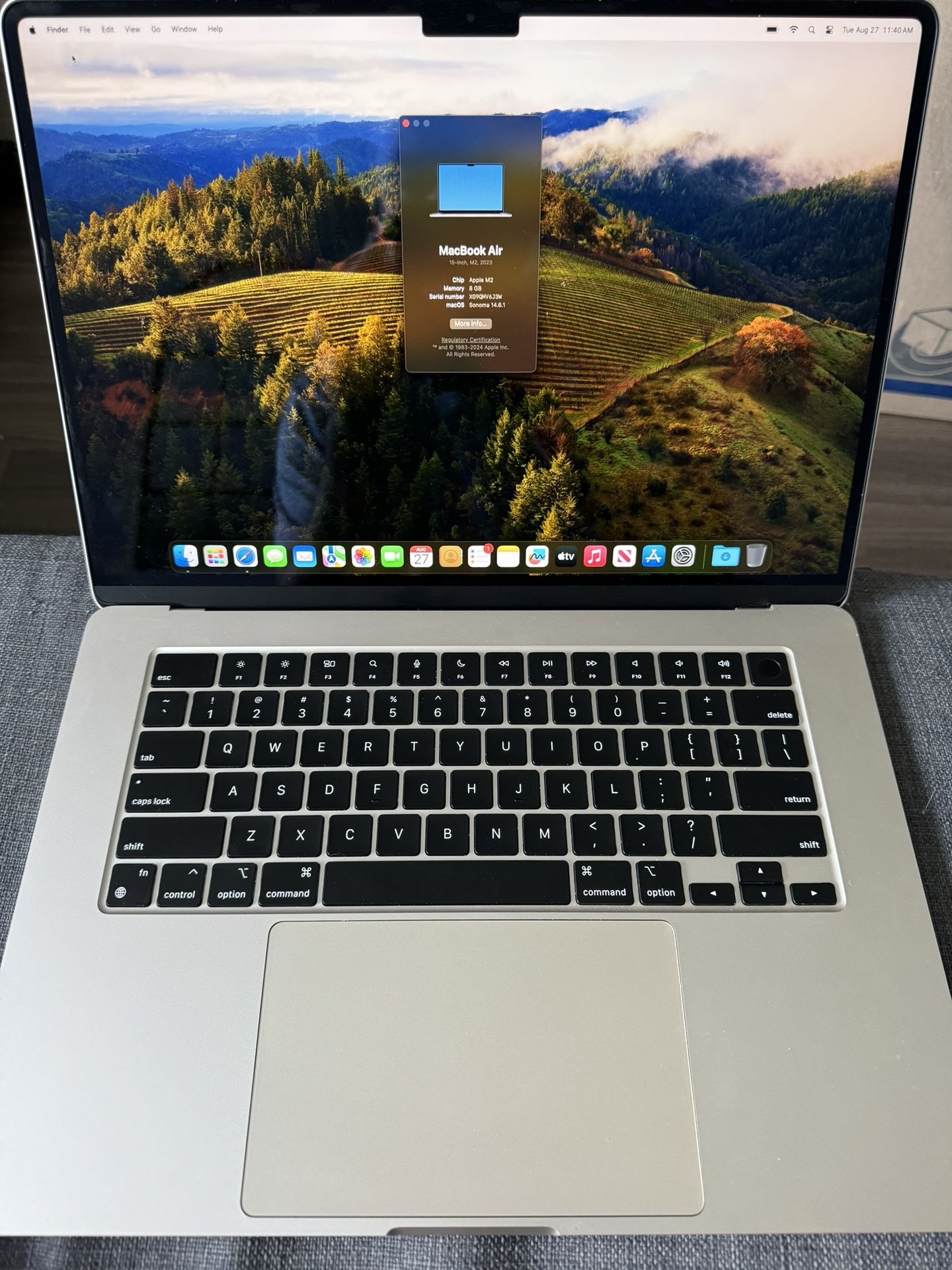 M2 MacBook Air 15in Starlight