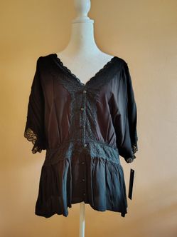 Black blouse 2X