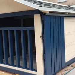 Dog Houses 